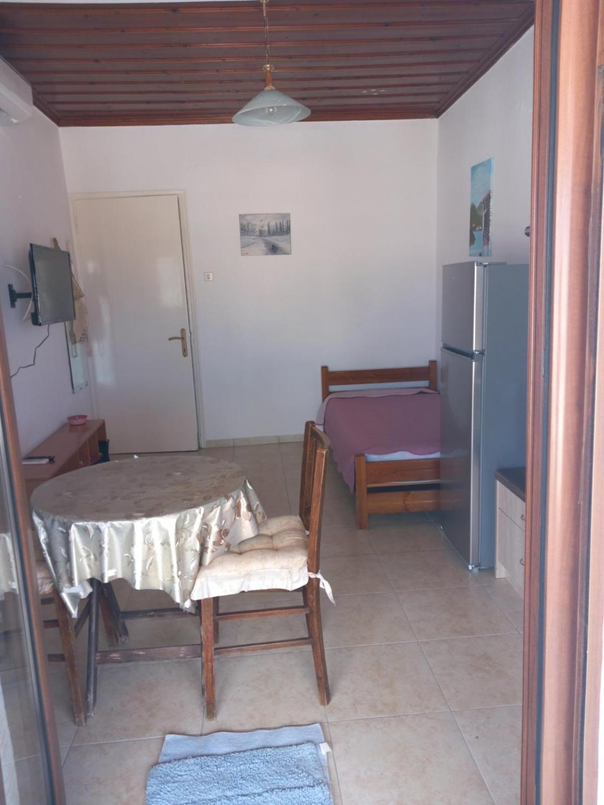 Katerinas Apartmens Skiathos-Stadt Exterior foto