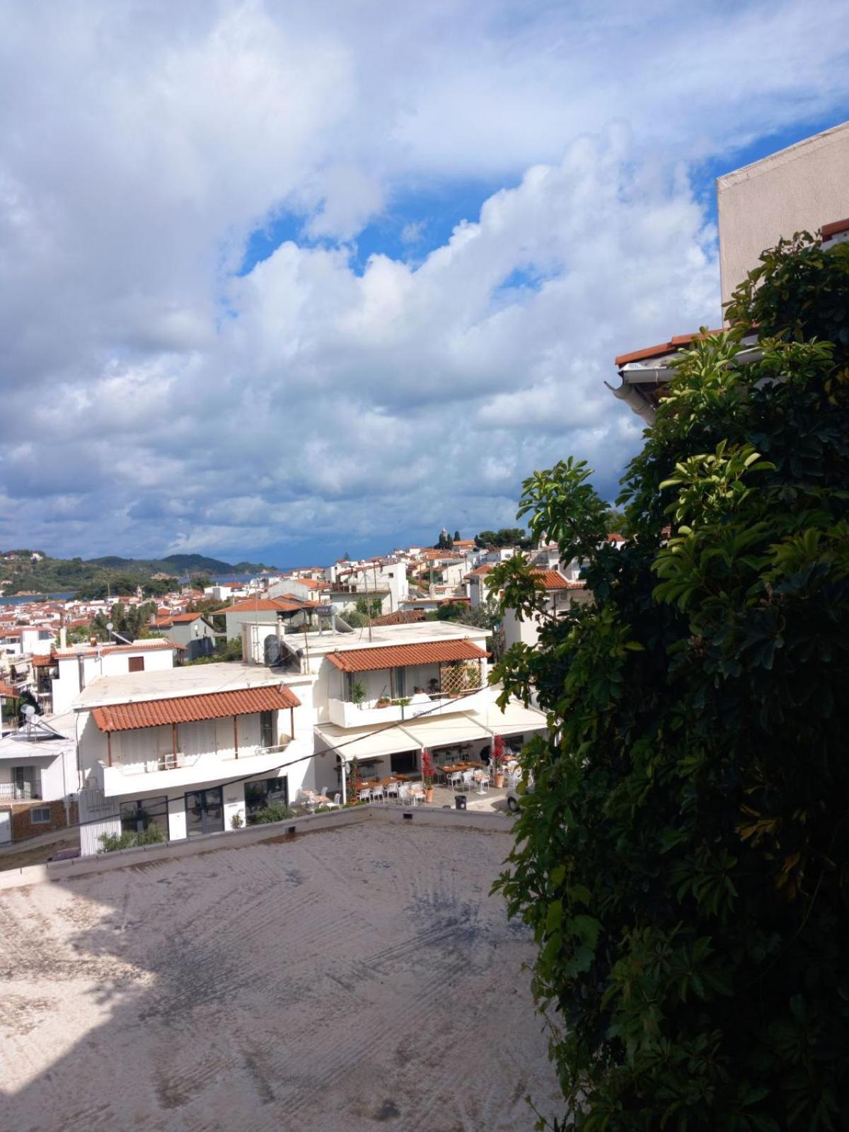Katerinas Apartmens Skiathos-Stadt Exterior foto