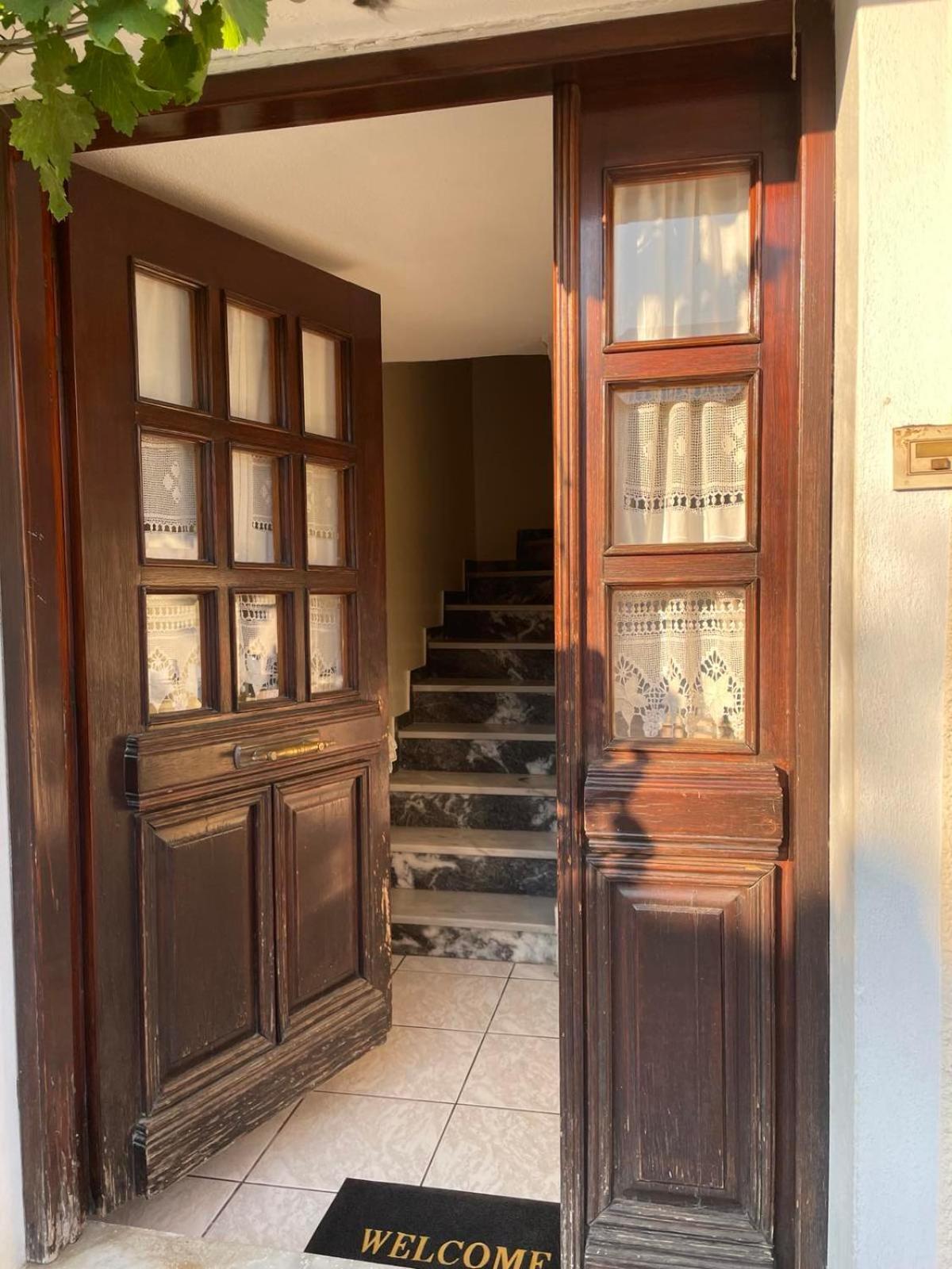 Katerinas Apartmens Skiathos-Stadt Exterior foto