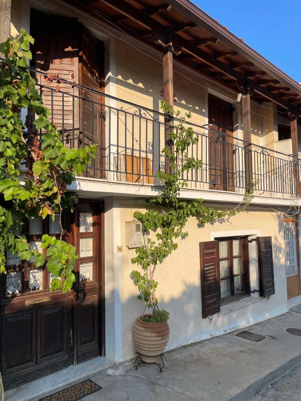 Katerinas Apartmens Skiathos-Stadt Exterior foto